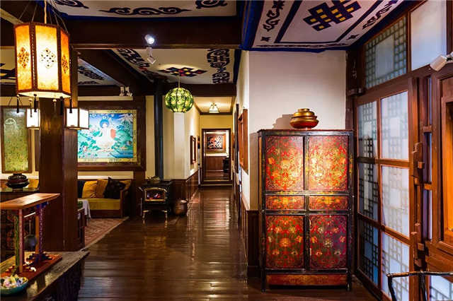 松贊綠谷山居的豐富收藏，宛如一家“藏文化博物館”